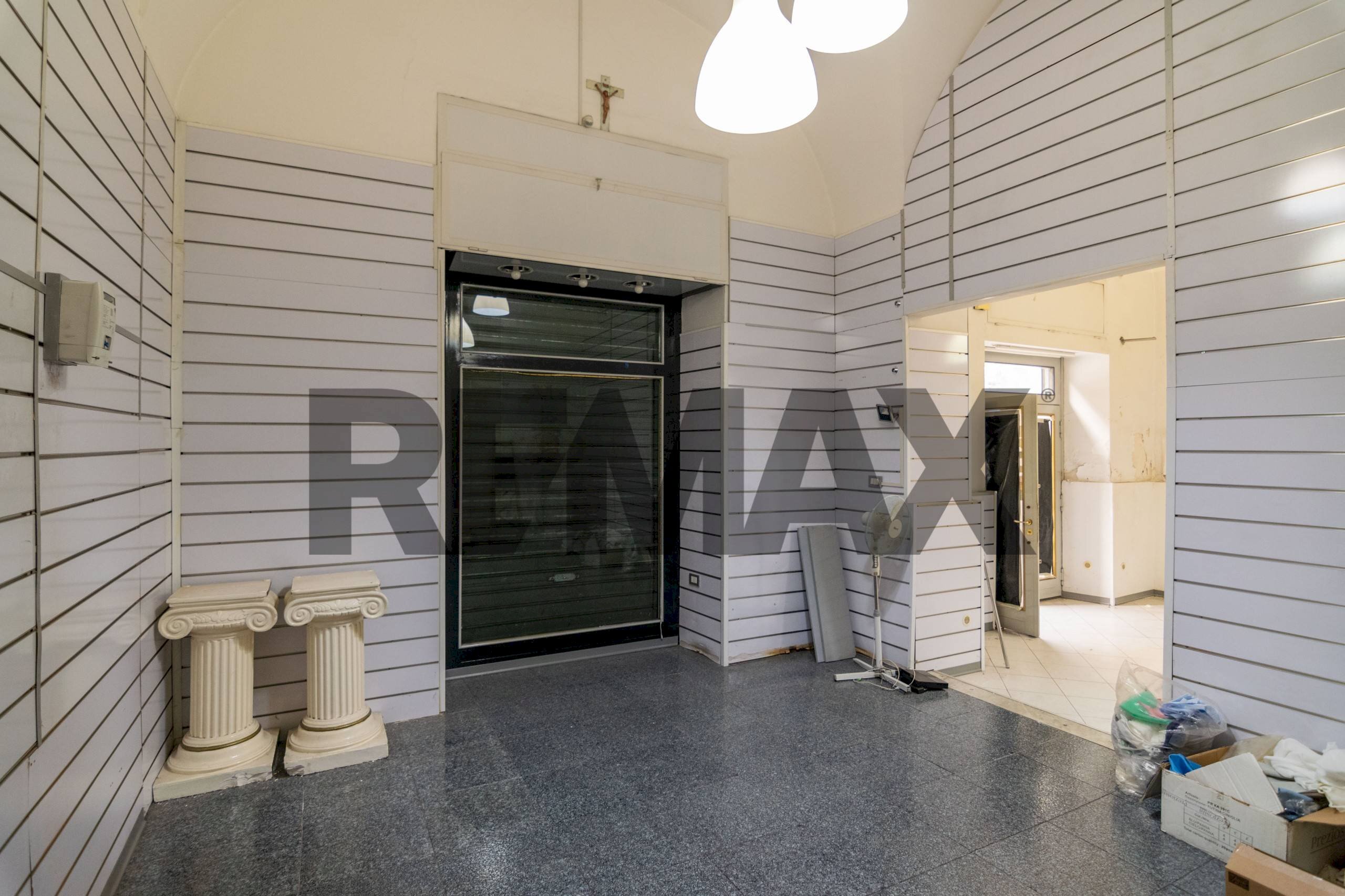Ricezione / Lobby - Quadrilocale Via Garibaldi
 
235-237, Catania - foto 2