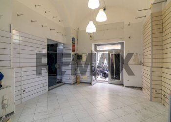 Ricezione / Lobby - Quadrilocale Via Garibaldi
 
235-237, Catania - foto 7