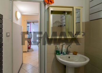 Bagno - Quadrilocale Via Garibaldi
 
235-237, Catania - foto 12