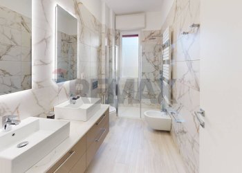 Bagno - Trilocale via Leonardo da Vinci
 
28, Cernusco sul Naviglio - foto 13