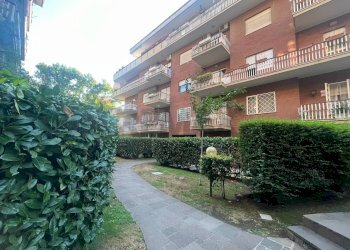 Edificio all\'aperto - Bilocale Via Giovanni Silva
36, Roma - foto 1