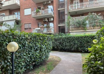 Edificio all\'aperto - Bilocale Via Giovanni Silva
36, Roma - foto 18