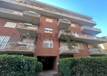 Edificio all\'aperto - Bilocale Via Giovanni Silva
36, Roma - foto 19