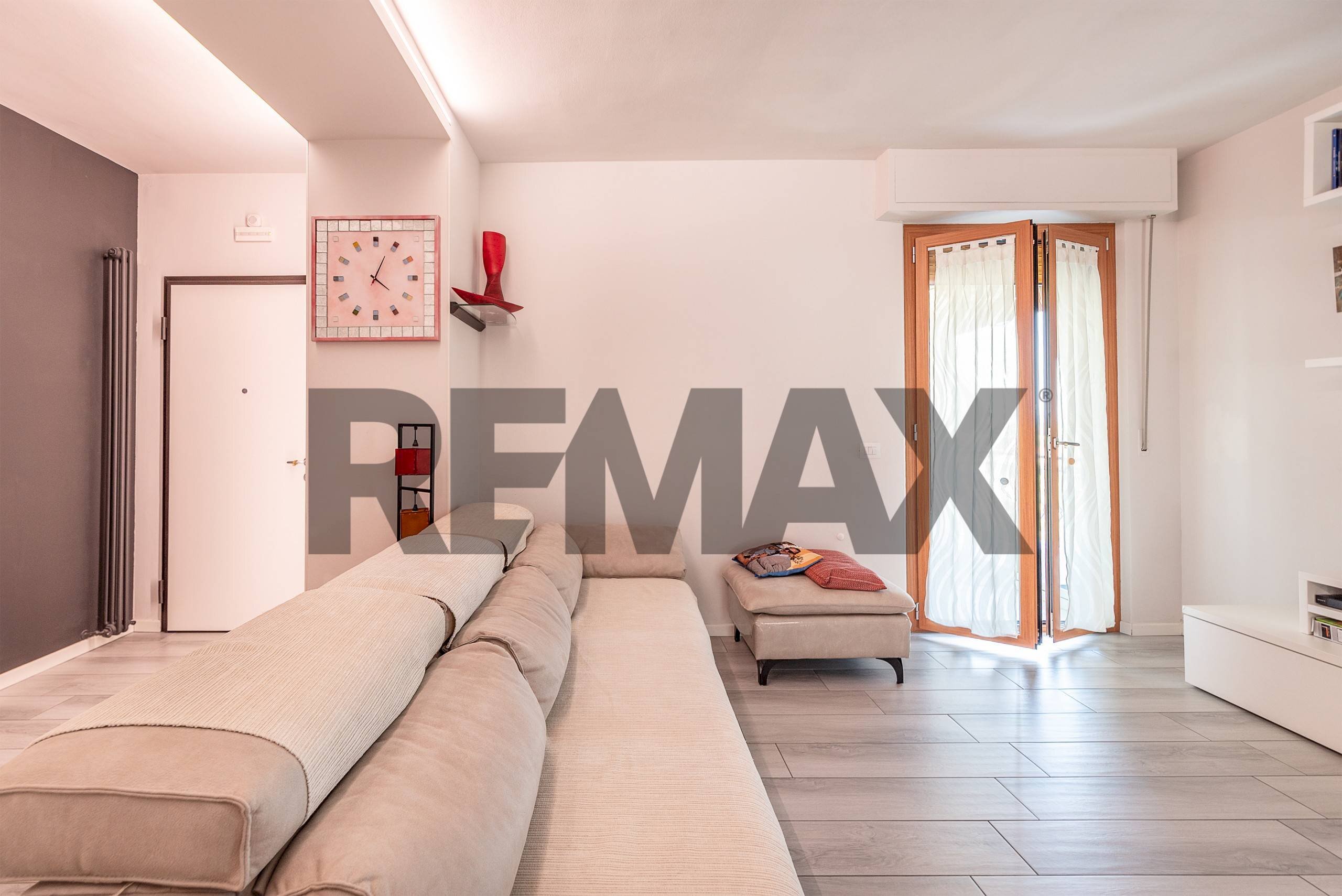 Soggiorno - Apartment Via Dante Alighieri
9, Castelplanio - photo 2
