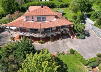 Casa all\'aperto - Villa Località Collepaganello
 
61/A, Fabriano - foto 3