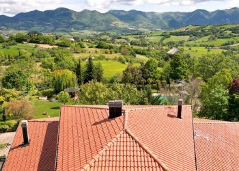 Vista delle montagne - Villa Località Collepaganello
 
61/A, Fabriano - foto 6