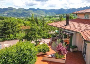 Casa all\'aperto - Villa Località Collepaganello
 
61/A, Fabriano - foto 10