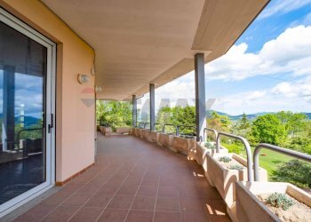 Balcone - Villa Località Collepaganello
 
61/A, Fabriano - foto 26