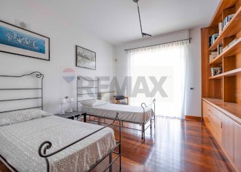 Camera / camera da letto - Villa Località Collepaganello
 
61/A, Fabriano - foto 28