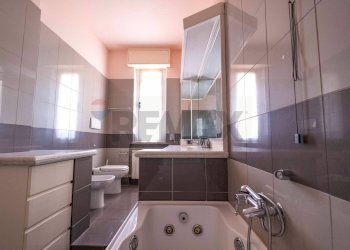Bagno - Villa Località Collepaganello
 
61/A, Fabriano - foto 30