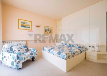 Camera / camera da letto - Villa Località Collepaganello
 
61/A, Fabriano - foto 32