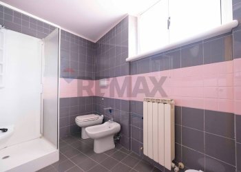 Bagno - Villa Località Collepaganello
 
61/A, Fabriano - foto 34