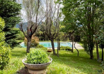 Giardino - Villa Località Collepaganello
 
61/A, Fabriano - foto 41