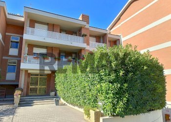 Edificio all\'aperto - Two-room apartment Via Del  Parco
 
6, Corciano - photo 1