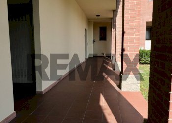 Hall / corridoio - Four-room apartment VIA SALVATORELLI
 
16 G, Prato - photo 4
