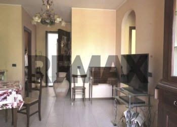 Sala da pranzo - Four-room apartment VIA SALVATORELLI
 
16 G, Prato - photo 7