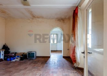 Stanza vuota - Rustico Via di San Cresci
 
42, Borgo San Lorenzo - foto 36