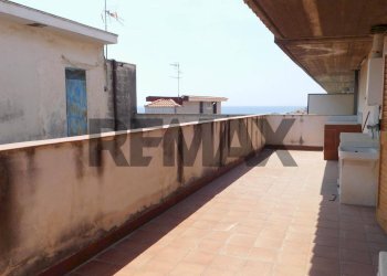 Terrazza - Quadrilocale VIA FRANCISCO FERRER
 
2, Roccalumera - foto 19