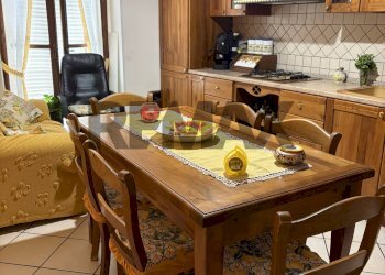Sala da pranzo - Quadrilocale Via Vittorio Emanuele Orlando
 
301, Troina - foto 1
