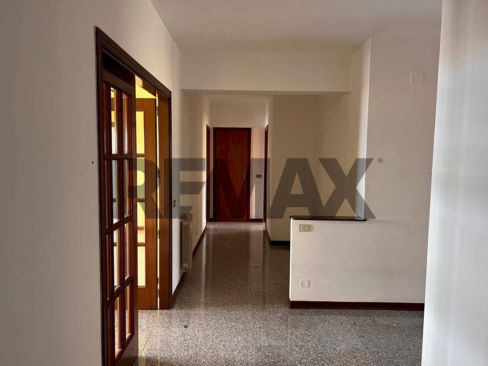 Hall / corridoio - Apartment Viale Principe Umberto
49, Messina - photo 2