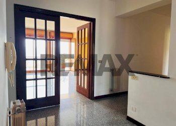 Hall / corridoio - Apartment Viale Principe Umberto
49, Messina - photo 4