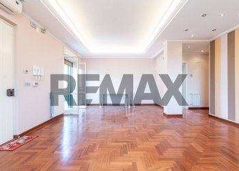 Stanza vuota - Villa Ferruccio Busoni
 
5, Mascalucia - foto 4