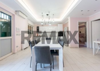 Sala da pranzo - Villa Ferruccio Busoni
 
5, Mascalucia - foto 22