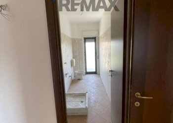 Hall / corridoio - Appartamento VIA:Sorrentino
 
9, Camporotondo Etneo - foto 4