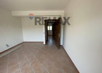 Stanza vuota - Appartamento VIA:Sorrentino
 
9, Camporotondo Etneo - foto 19