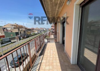 Balcone - Appartamento VIA:Sorrentino
 
9, Camporotondo Etneo - foto 27