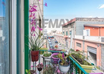 Balcone - Trilocale Via Faraci
 
9, Catania - foto 13