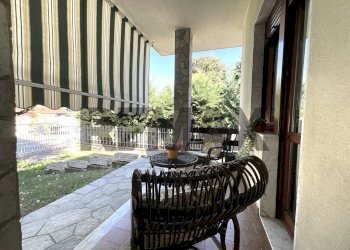Balcone - Villa Via Pietro Maroncelli
 
20, Lainate - photo 6