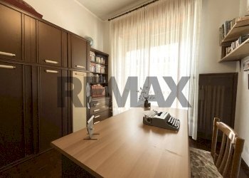 Camera - Villa Via Pietro Maroncelli
 
20, Lainate - photo 23