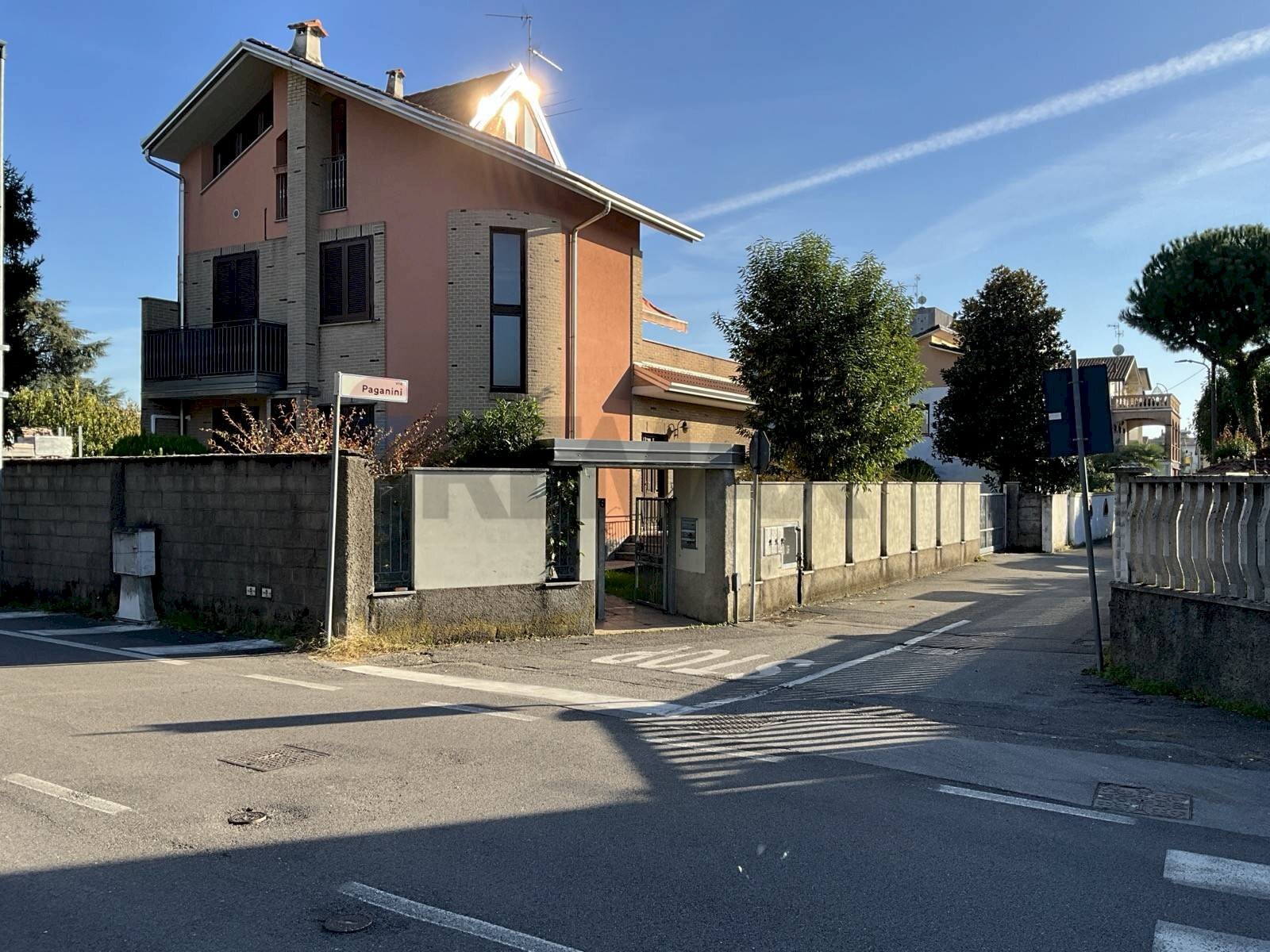 Casa all\'aperto - Casa semi indipendente Via Paganini
 
6, Cesate - foto 1