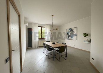 Sala da pranzo - Semi-detached house Via Paganini
 
6, Cesate - photo 8