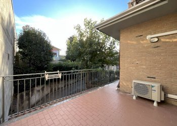 Terrazza - Semi-detached house Via Paganini
 
6, Cesate - photo 13