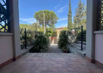 Terrazza - Bilocale Via Pozza
 
19, Castellina Marittima - foto 5