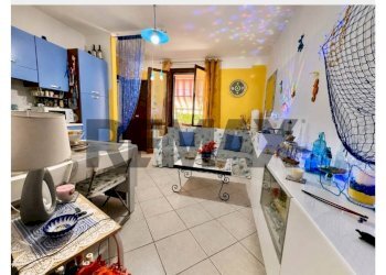 Soggiorno - Bilocale Via Pozza
 
19, Castellina Marittima - foto 13
