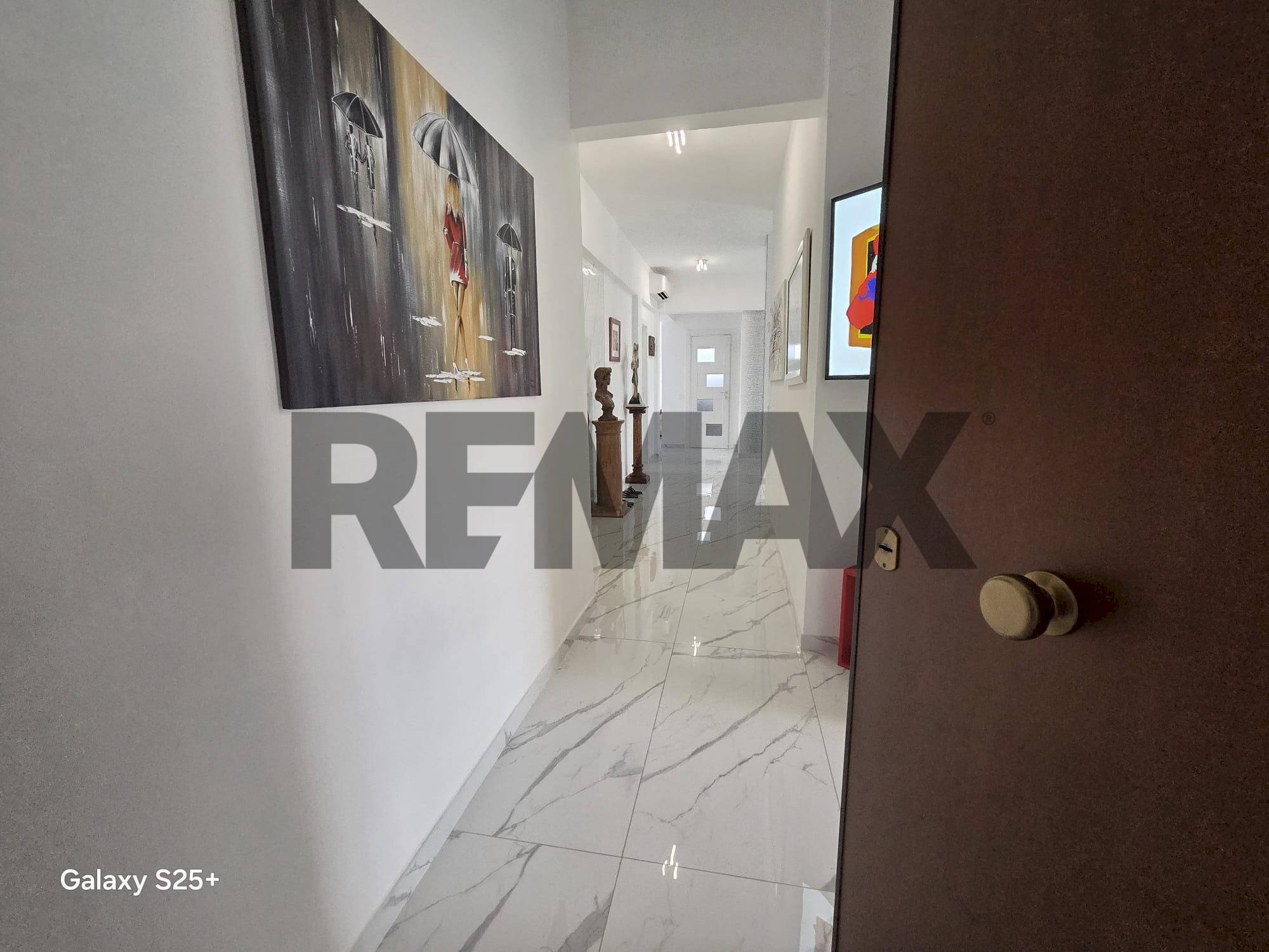 Hall / corridoio - Appartamento Via Petrarca
 
4, Piombino - foto 1