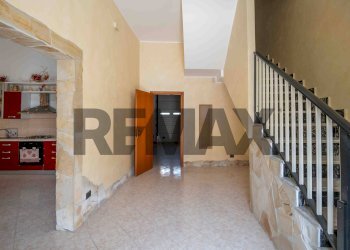 Scale - Casa indipendente Via S. Avarino
 
15, Pachino - foto 10