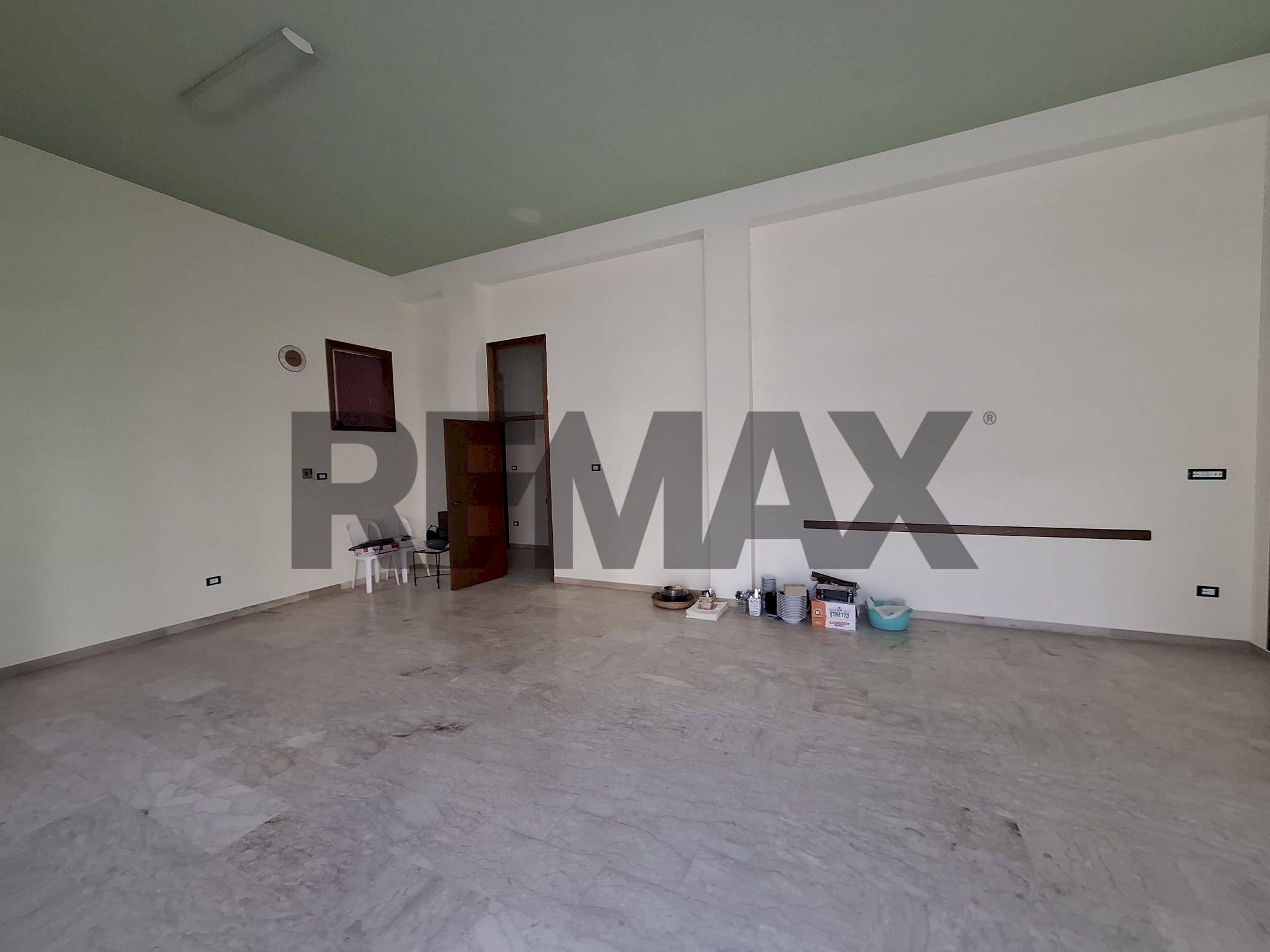 Stanza vuota - Negozio Alcibiade
34, Siracusa - foto 3