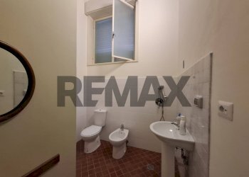 Bagno - Negozio Alcibiade
34, Siracusa - foto 15