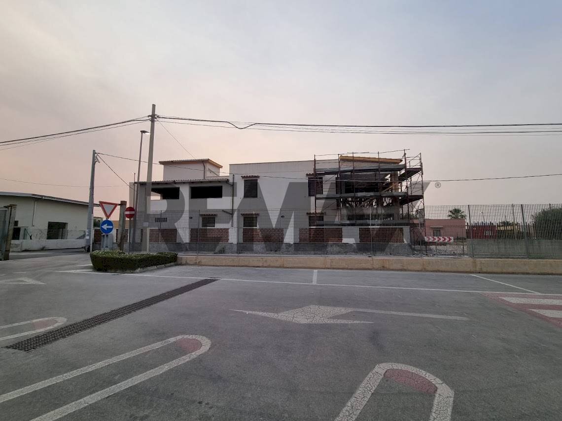 Edificio all\'aperto - Apartment VIA MANZONI
2, Augusta - photo 2