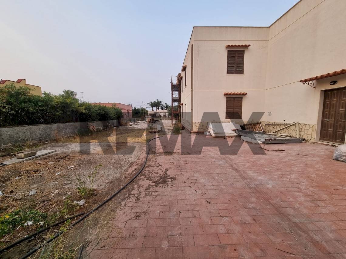 Casa all\'aperto - Trilocale Via Manzoni
2, Augusta - foto 2