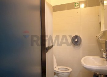 Bagno - Ufficio via Torino
43, Orbassano - foto 8