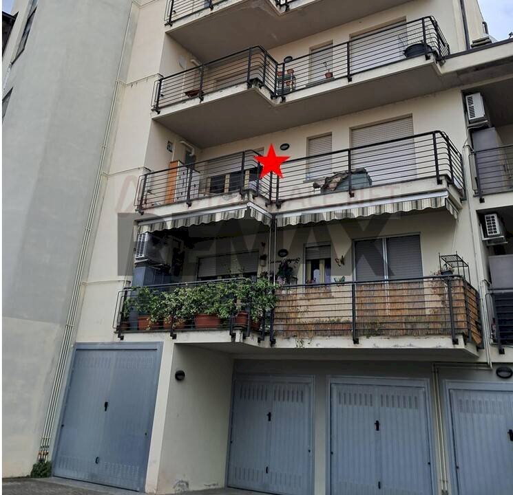 Edificio all\'aperto - Three-room apartment via Pier Giorgio Biffignandi
23, Vigevano - photo 2