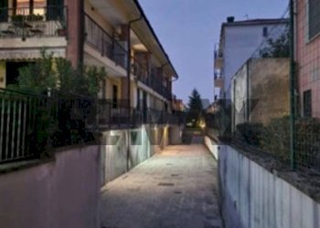 Edificio all\'aperto - Casa semi indipendente via Milano
 
58, Landriano - foto 2