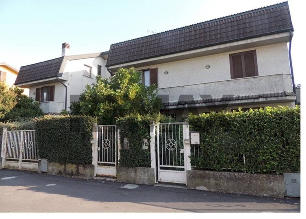 Casa all\'aperto - Casa semi indipendente via Sandro Pertini
 
10, Torrevecchia Pia - foto 1