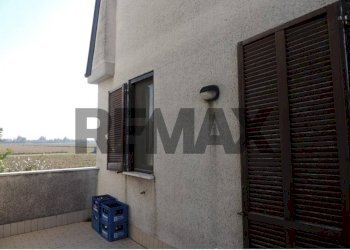 Terrazza - Casa semi indipendente via Sandro Pertini
 
10, Torrevecchia Pia - foto 7