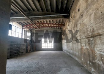 Parcheggio - Laboratory VIA DE GASPERI
31, Cava Manara - photo 3